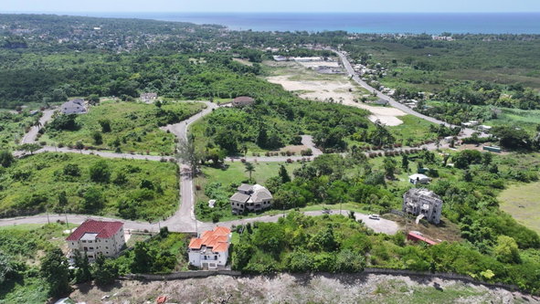 Eighth image of 13 White Hall |negril Estate in Negril, Westmoreland, Jamaica - property is For Sale