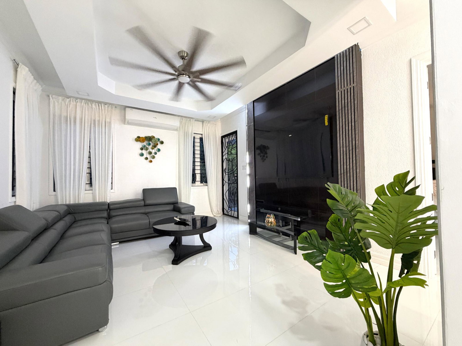 First image of 2c-21 Paddington Terrace in Kingston 6, St. Andrew, Jamaica - property is For Rent