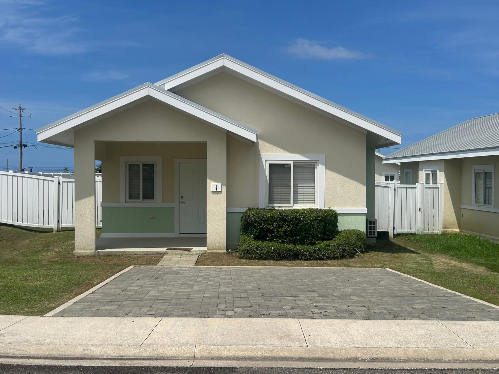 First image of 1 Oceanpointe, Phase 4 in SHEFFIELD, Westmoreland, Jamaica - property is For Rent