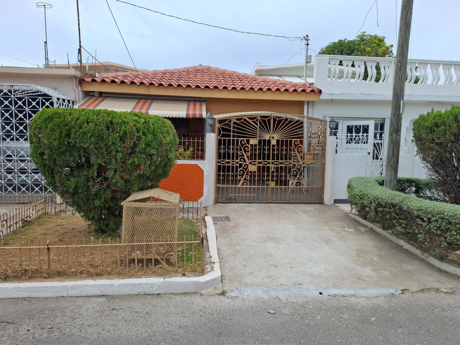First image of 74 North West 10th Street in Sandown Park, St. Catherine, Jamaica - property is For Sale