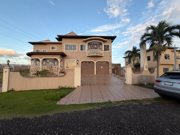 First image of 453b Olive Park in Santa Cruz, St. Elizabeth, Jamaica - property is For Rent