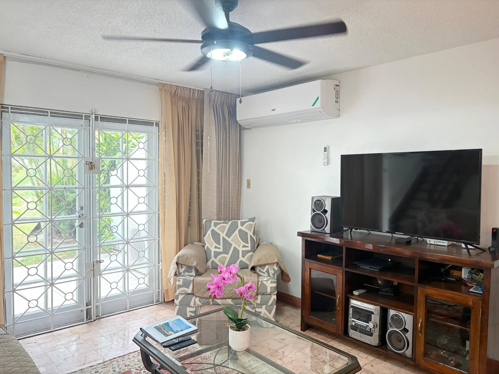 Seventh image of Apt 3-lot 12 Queens Mews, Montego Bay in Montego Bay, St. James, Jamaica - property is For Rent