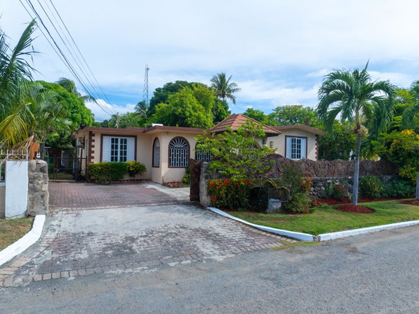 Second image of 16 Halart Drive in Kingston 6, St. Andrew, Jamaica - property is For Sale