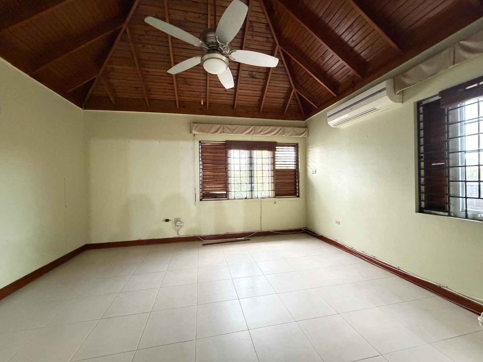 Fifteenth image of 12 1/2 Rutland Drive in Kingston 6, St. Andrew, Jamaica - property is For Rent