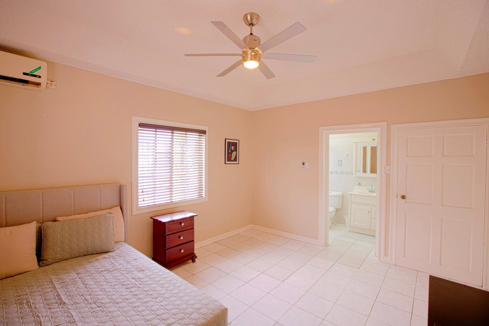 Seventeenth image of Apt B5-78 Lady Musgrave Road in Kingston 10, St. Andrew, Jamaica - property is For Rent