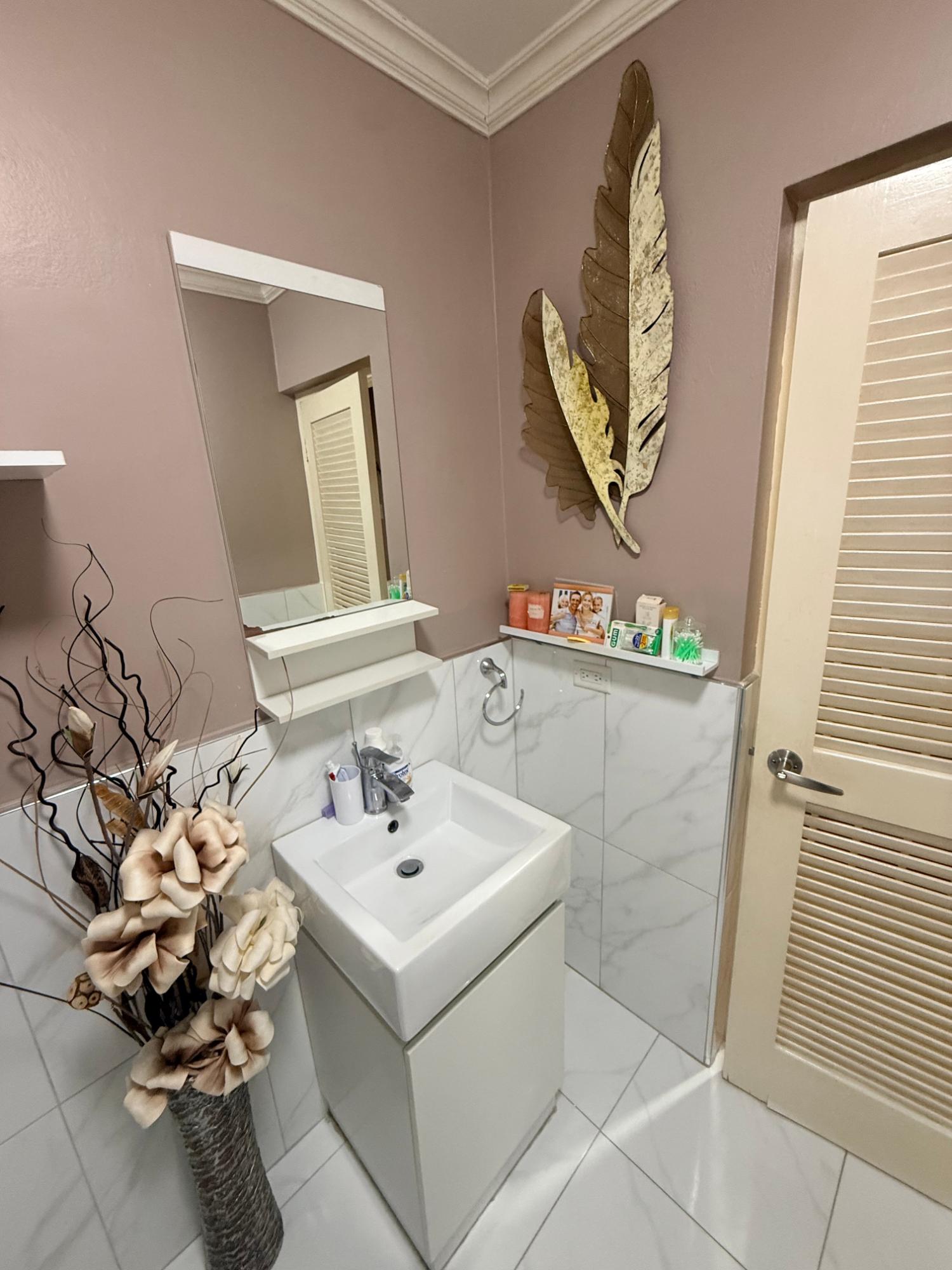 Twelfth image of 19-1-3 Worthington Terrace in Kingston 5, St. Andrew, Jamaica - property is For Rent