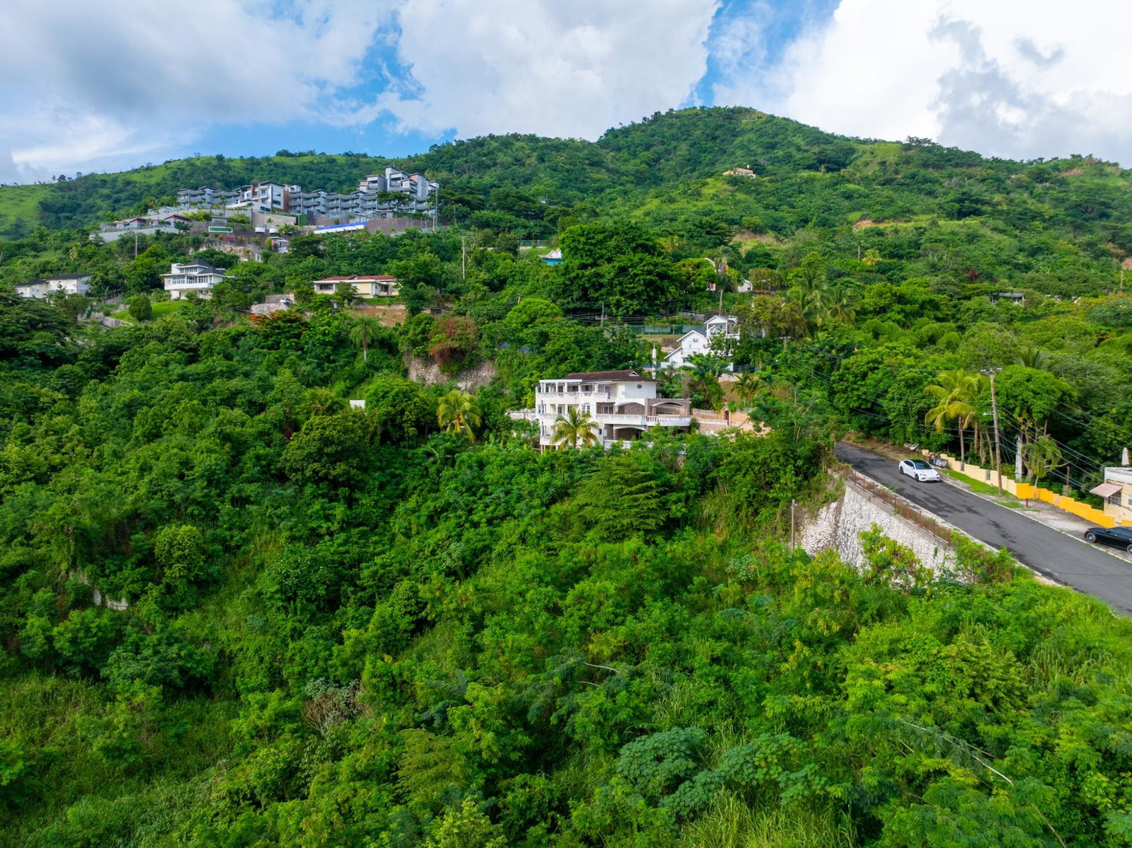 Twelfth image of 2 Ridgeway Terrace in Kingston 6, St. Andrew, Jamaica - property is For Sale