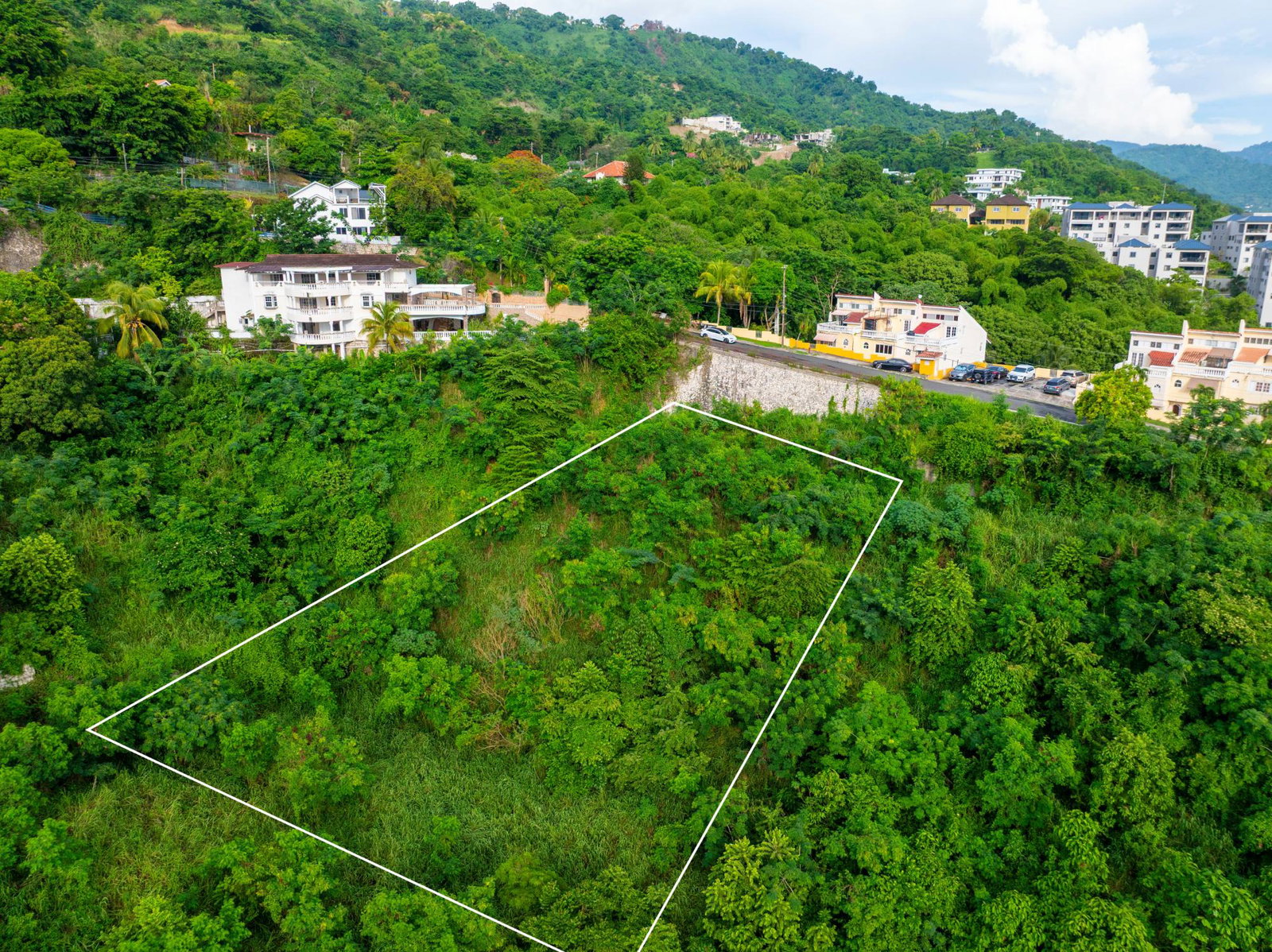 Sixth image of 2 Ridgeway Terrace in Kingston 6, St. Andrew, Jamaica - property is For Sale
