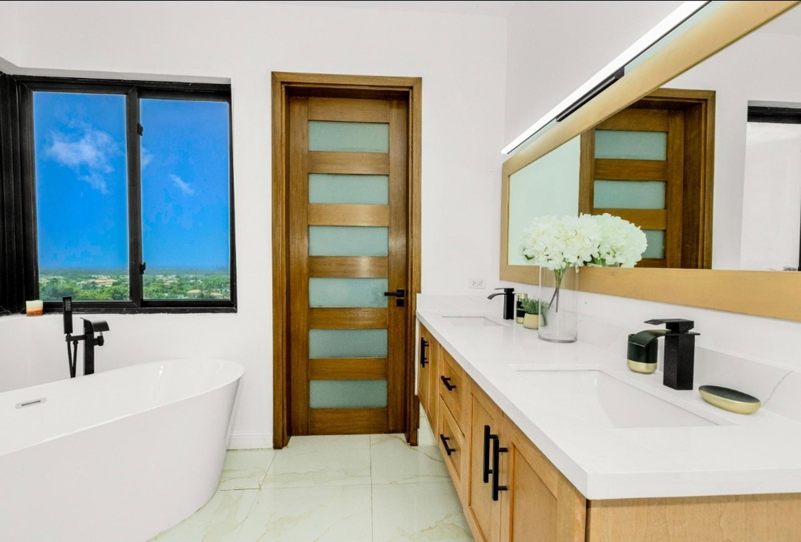 Fourteenth image of 3a Grosvenor Heights in Kingston 8, St. Andrew, Jamaica - property is For Sale