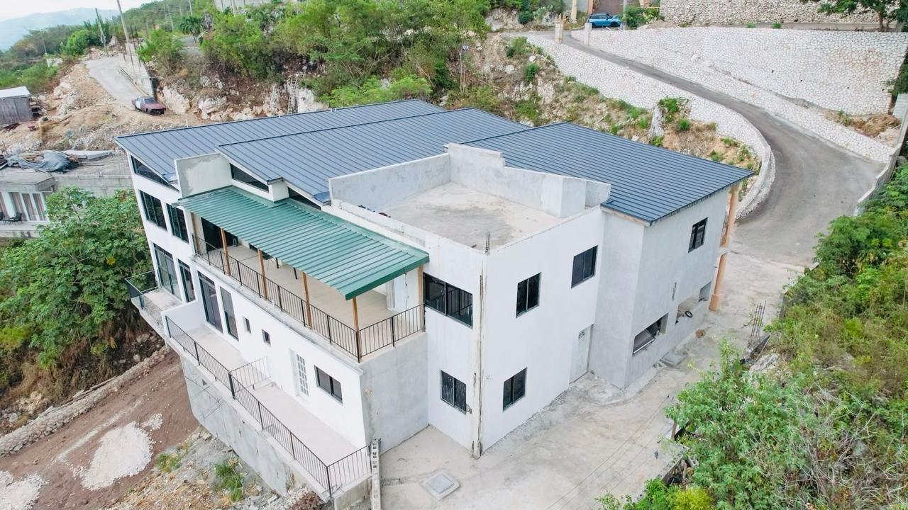 Thirtieth image of Plantation Heights in Kingston 20, St. Andrew, Jamaica - property is For Sale