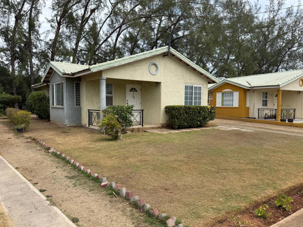 Fourth image of 59 Collingswood Circle in Portmore Country Club, St. Catherine, Jamaica - property is For Rent
