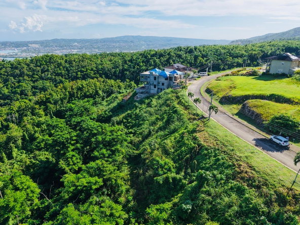 Fifth image of 19 Bayview Terrace in Reading, St. James, Jamaica - property is For Sale
