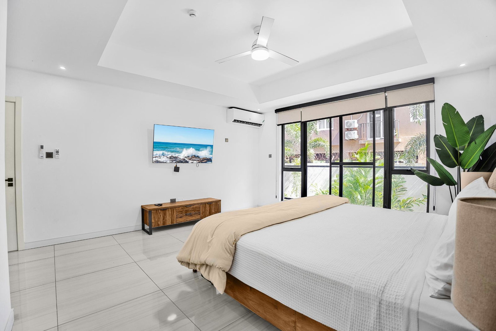 Twenty-Second image of 101-3 Kings Drive in Kingston 6, St. Andrew, Jamaica - property is For Rent