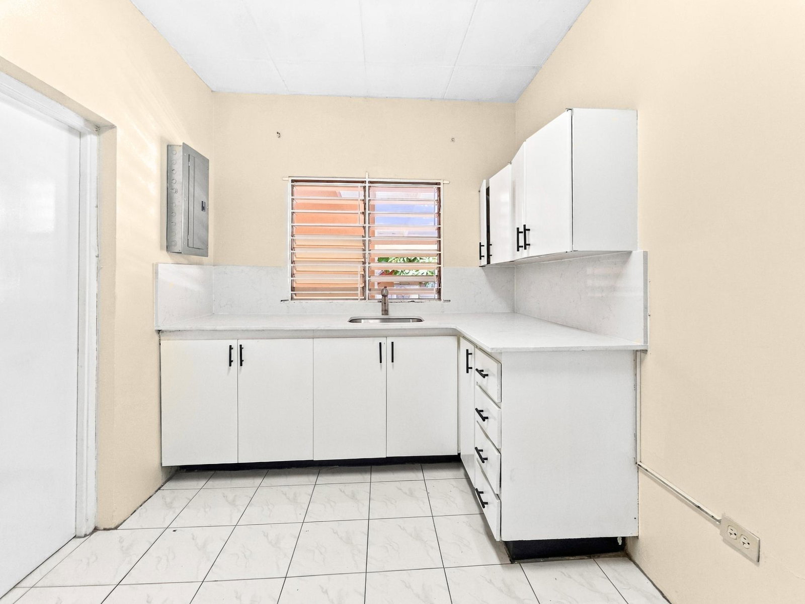 Eleventh image of 3 Orange Crescent in Stony Hill P.O., St. Andrew, Jamaica - property is For Rent