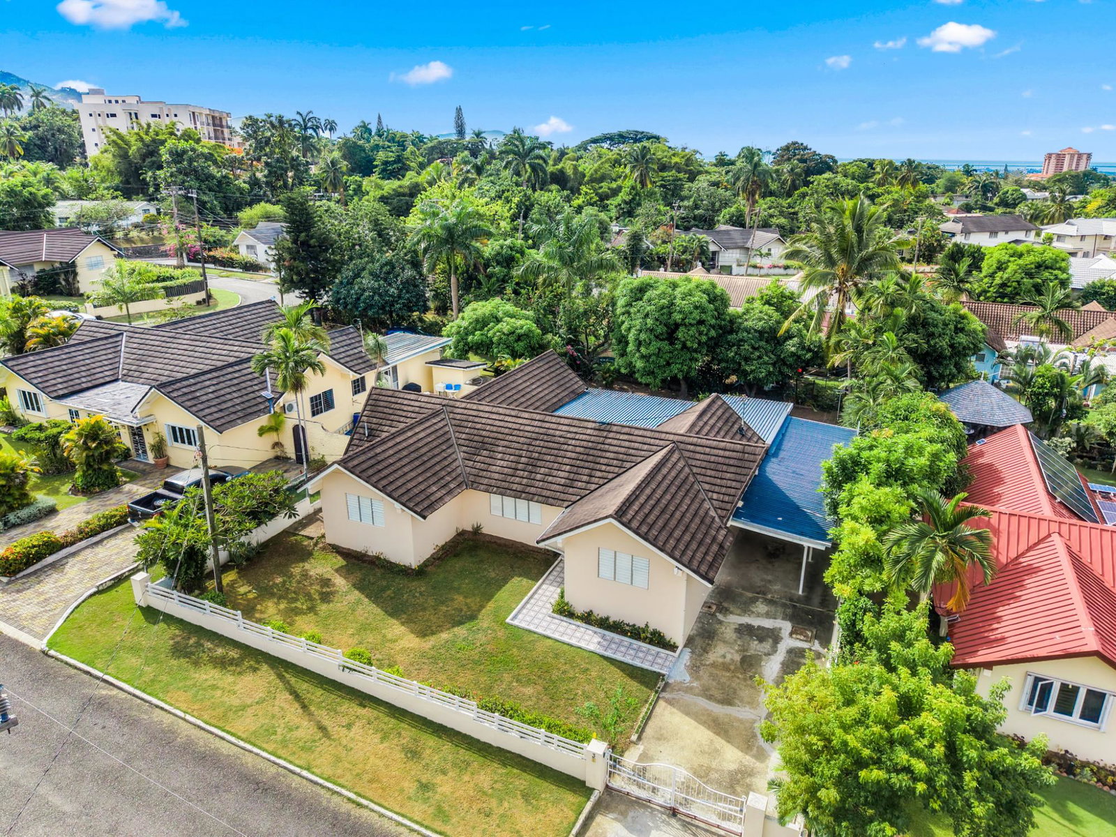 Fourth image of 3 Orange Crescent in Stony Hill P.O., St. Andrew, Jamaica - property is For Rent