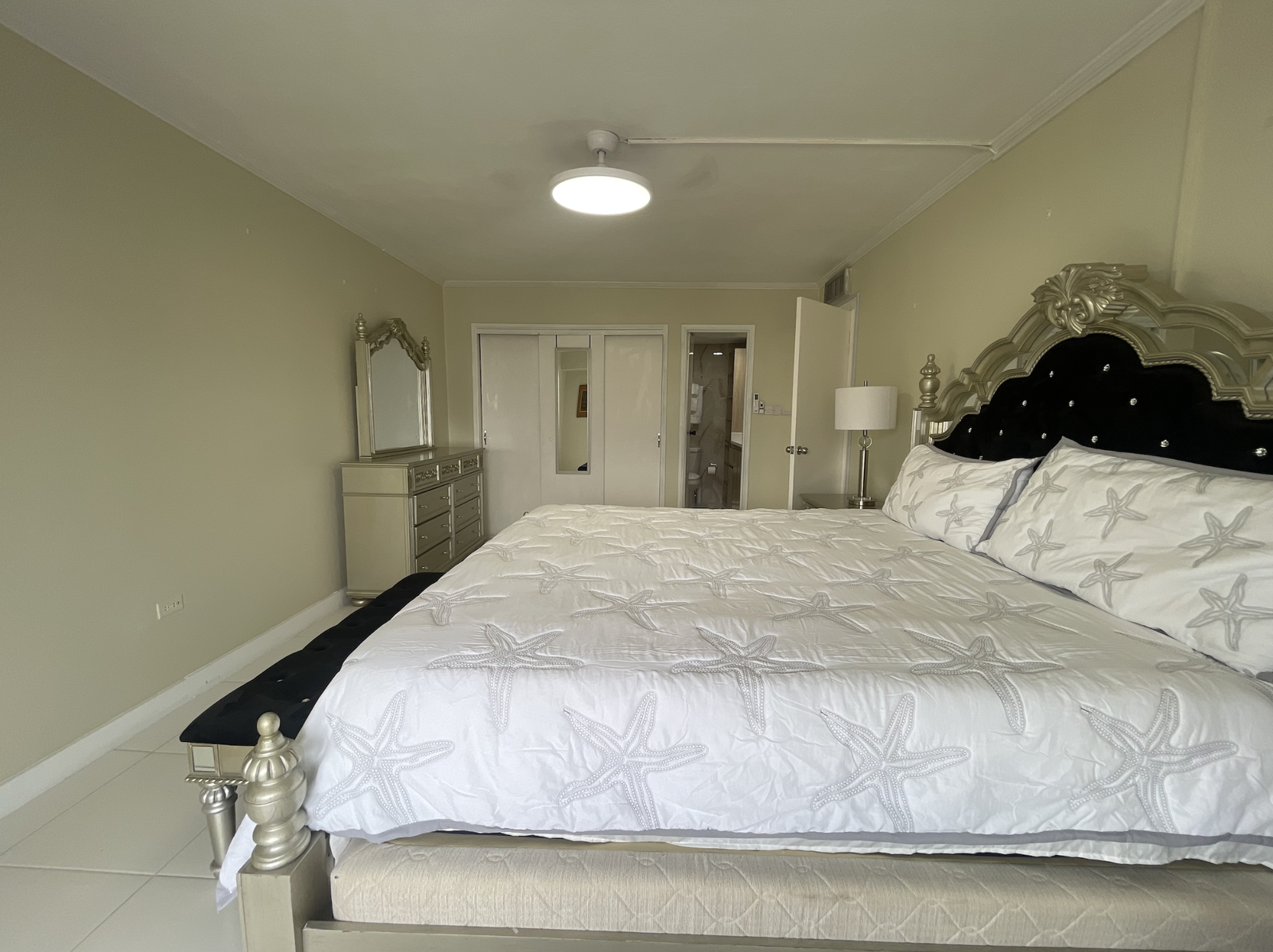 Twenty-Second image of D7- Ocean Boulevard in KINGSTON, Kingston, Jamaica - property is For Rent