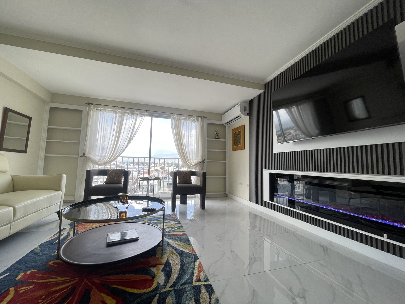 Ninth image of D7- Ocean Boulevard in KINGSTON, Kingston, Jamaica - property is For Rent