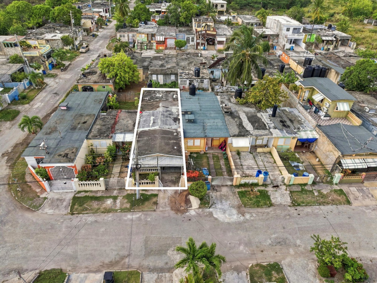 Second image of 5 Daffodil Avenue, Eltham p in Spanish Town, St. Catherine, Jamaica - property is For Sale