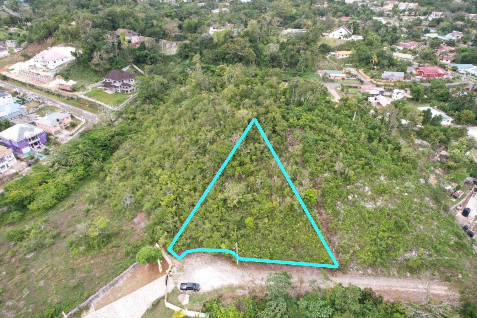 Second image of 4 Woodlawn Close in Mandeville, Manchester, Jamaica - property is For Sale