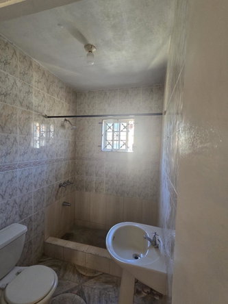 Seventh image of 545-2e 47th Way Greater Portmore in Greater Portmore, St. Catherine, Jamaica - property is For Rent