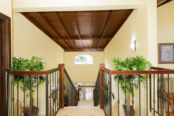 Eleventh image of Sandhurst Crescent in Kingston 6, St. Andrew, Jamaica - property is For Rent