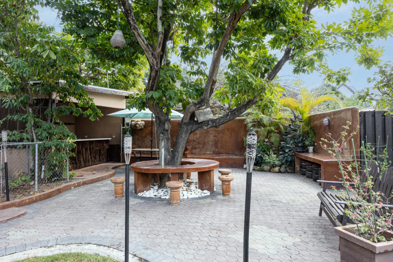Twenty-Eighth image of Sandhurst Crescent in Kingston 6, St. Andrew, Jamaica - property is For Rent