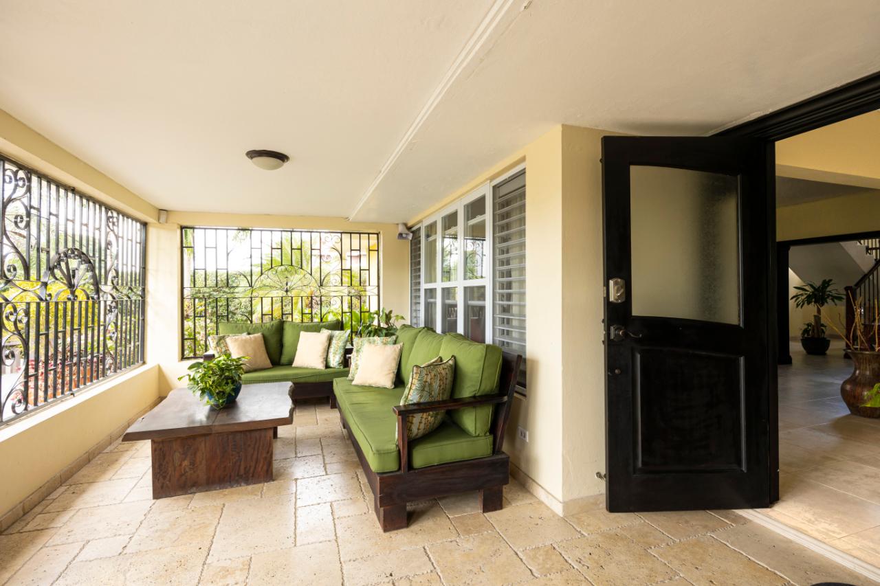 Third image of Sandhurst Crescent in Kingston 6, St. Andrew, Jamaica - property is For Rent