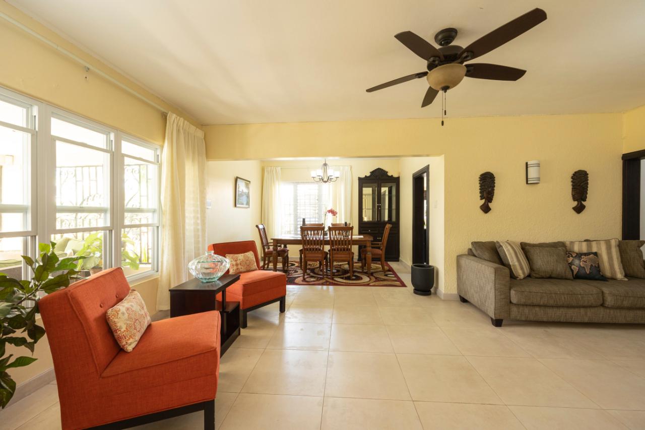 Fifth image of Sandhurst Crescent in Kingston 6, St. Andrew, Jamaica - property is For Rent