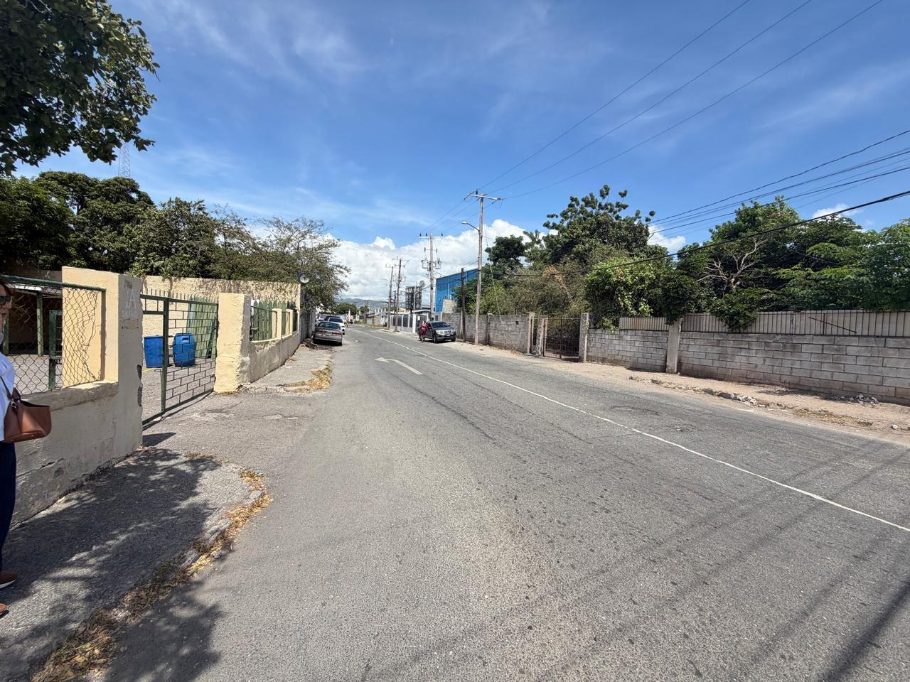 Third image of 1a Skibo Ave in Kingston 10, St. Andrew, Jamaica - property is For Rent
