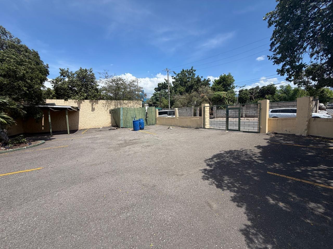 Eighth image of 1a Skibo Ave in Kingston 10, St. Andrew, Jamaica - property is For Rent