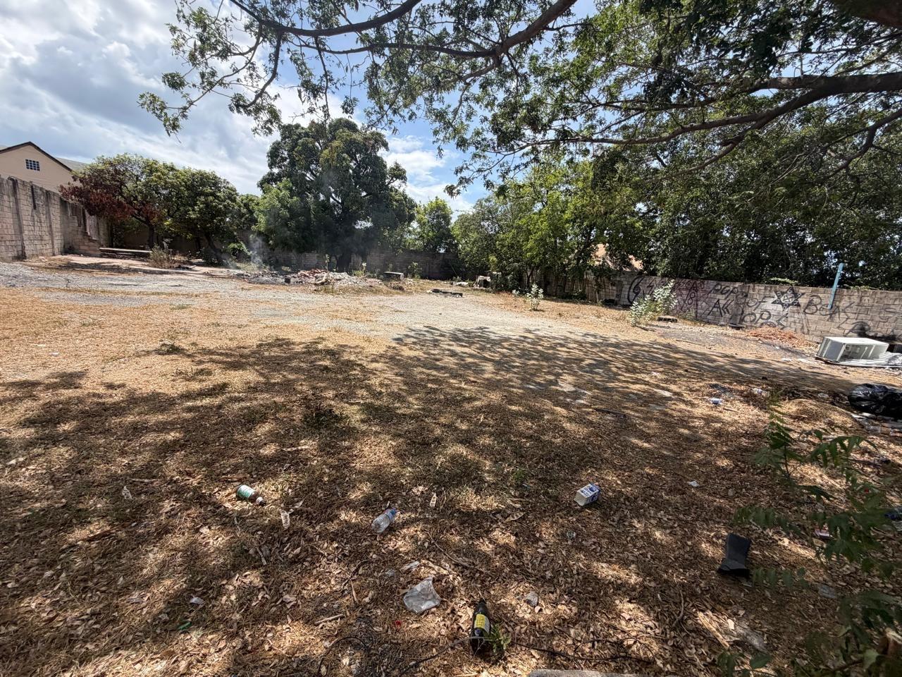 Fifth image of 11 Balmoral Avenue in Kingston 10, St. Andrew, Jamaica - property is For Rent