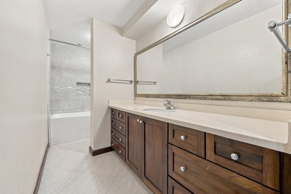 Tenth image of 7e-17 Manor Park Drive in Kingston 8, St. Andrew, Jamaica - property is For Sale