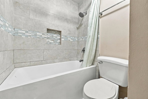Sixteenth image of 7e-17 Manor Park Drive in Kingston 8, St. Andrew, Jamaica - property is For Sale