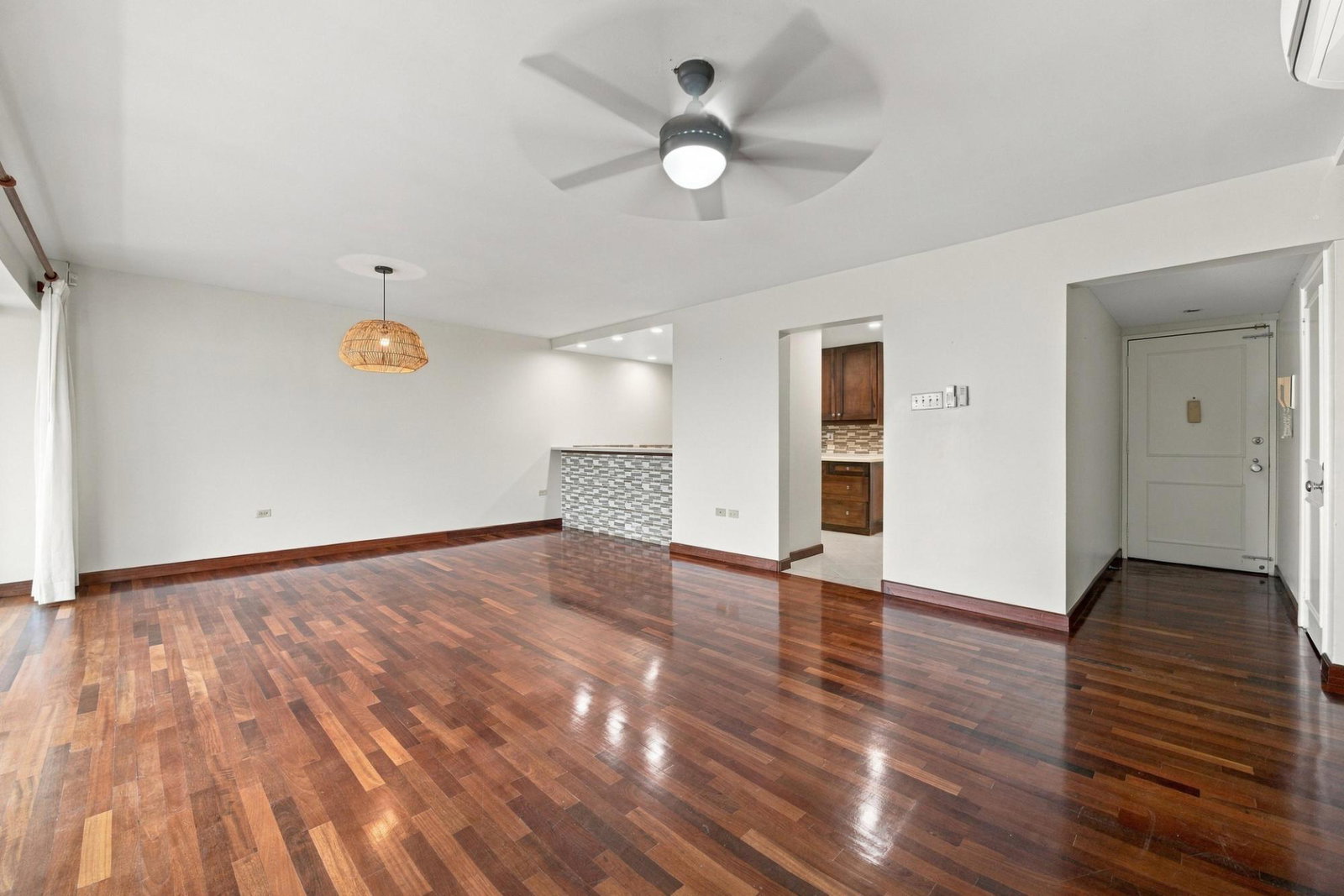 Third image of 7e-17 Manor Park Drive in Kingston 8, St. Andrew, Jamaica - property is For Sale