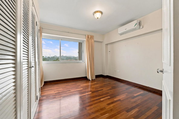 Ninth image of 7e-17 Manor Park Drive in Kingston 8, St. Andrew, Jamaica - property is For Sale