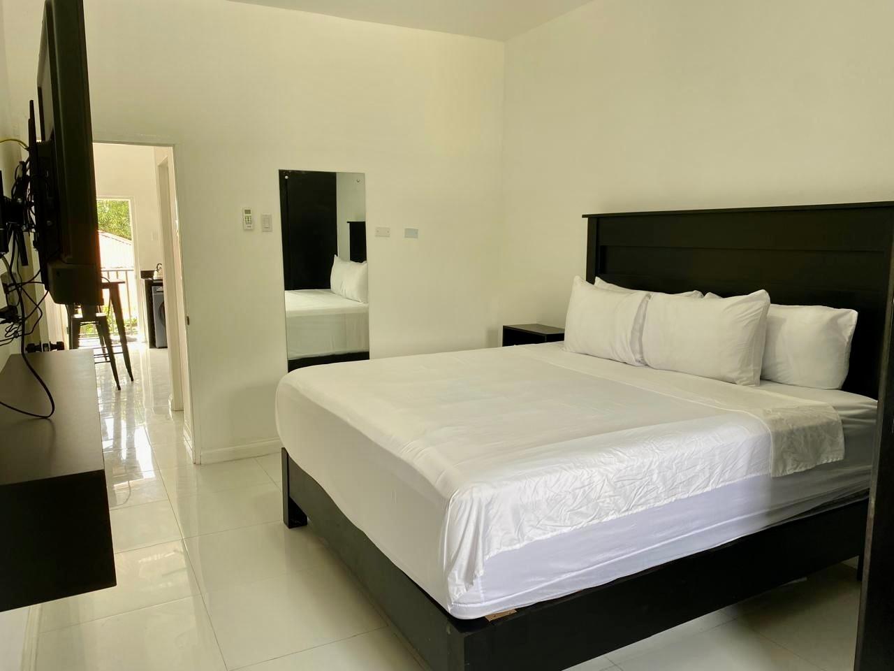 Twelfth image of 28 Wakefield Crescent, Kings in Kingston 10, St. Andrew, Jamaica - property is For Sale