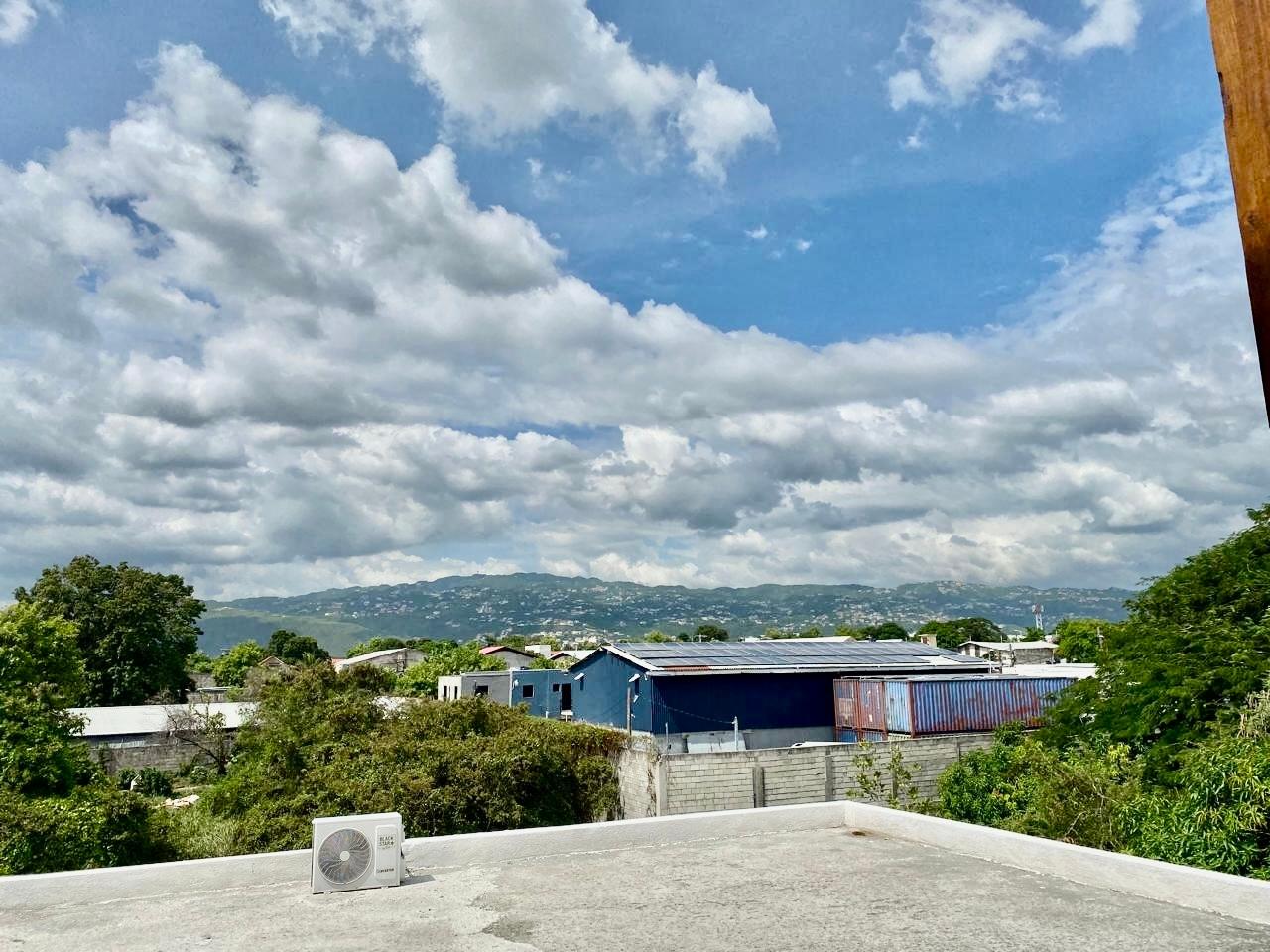 Thirtieth image of 28 Wakefield Crescent, Kings in Kingston 10, St. Andrew, Jamaica - property is For Sale