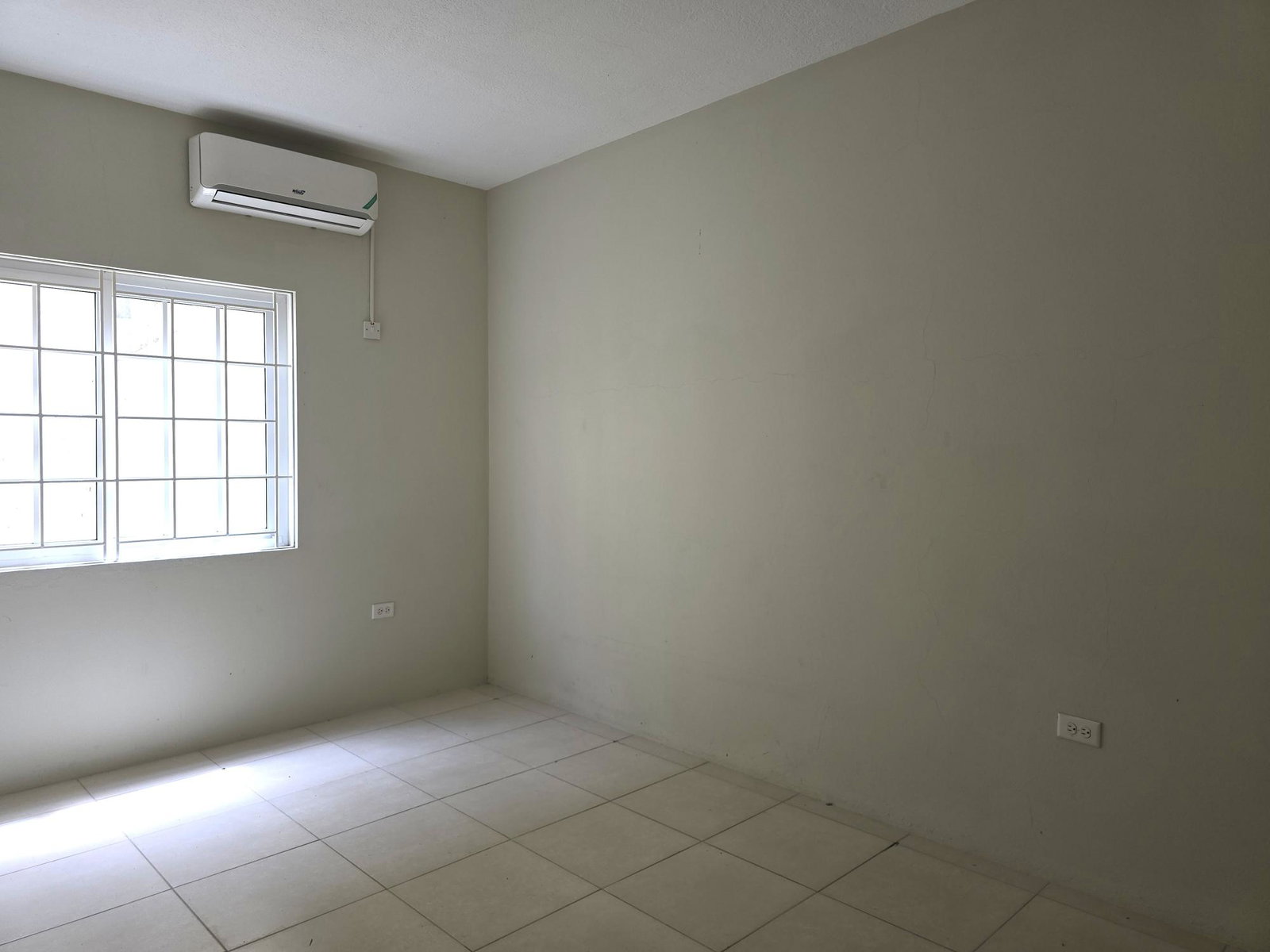 Eleventh image of Apt 2-133 Pine Boulevard in Kingston 6, St. Andrew, Jamaica - property is For Rent