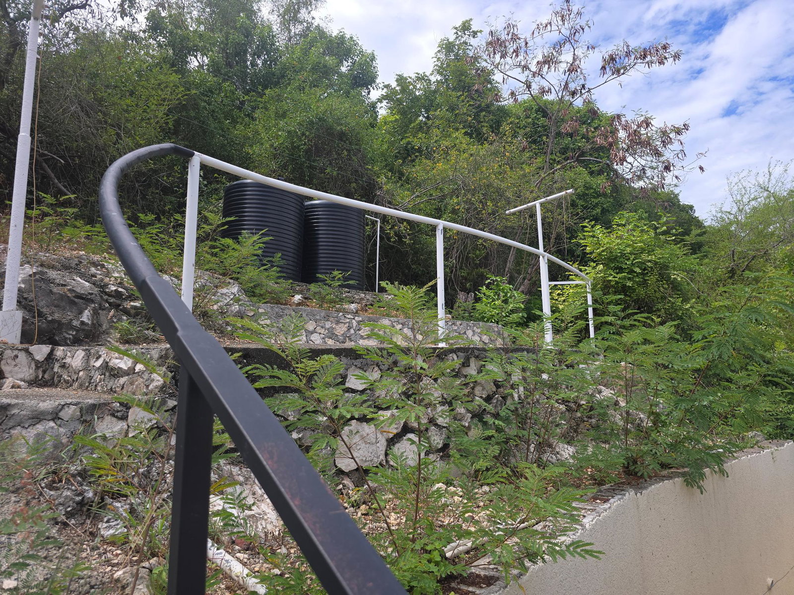 Thirteenth image of Apt 2-133 Pine Boulevard in Kingston 6, St. Andrew, Jamaica - property is For Rent