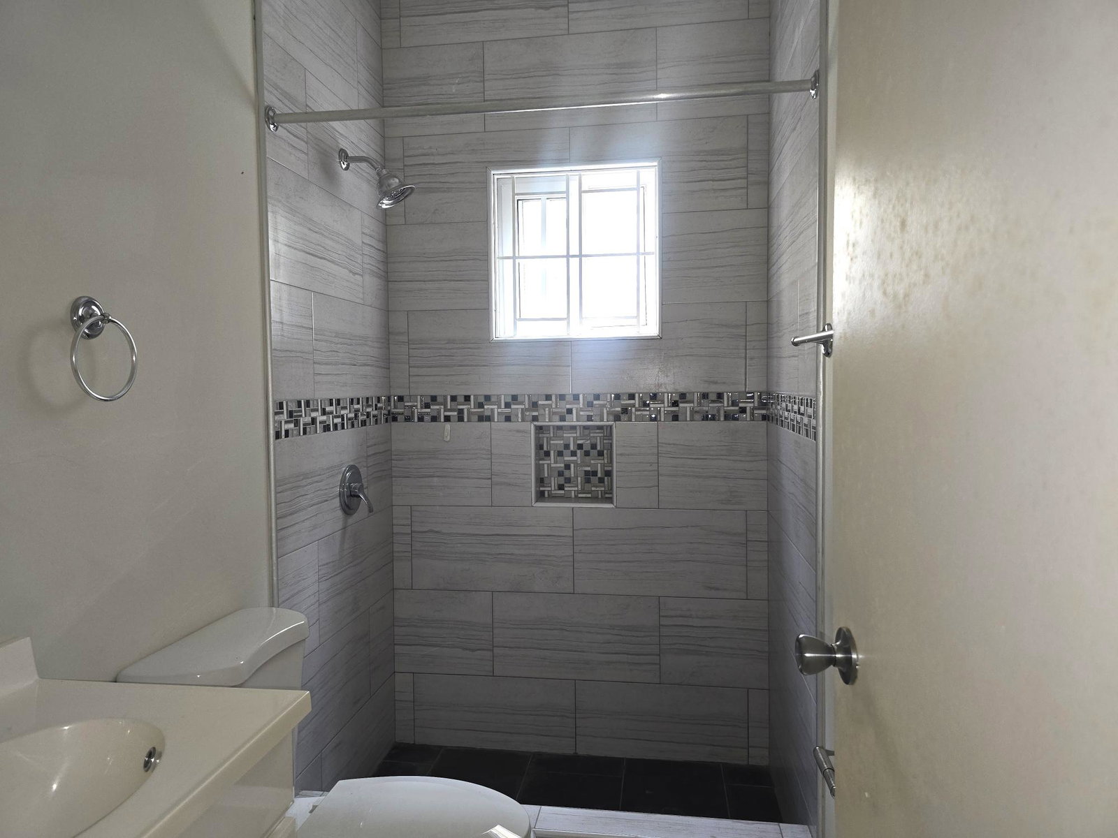 Eighth image of Apt 2-133 Pine Boulevard in Kingston 6, St. Andrew, Jamaica - property is For Rent