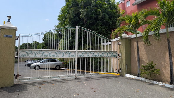 Seventeenth image of 15 Charlton Avenue, Kingston in Kingston 8, St. Andrew, Jamaica - property is For Rent