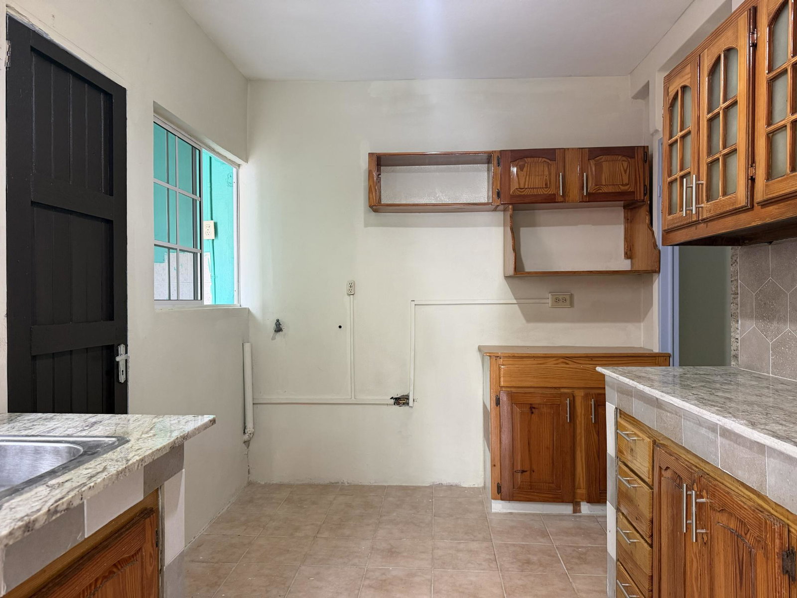 Eighth image of 65 South West 37th Way in West Chedwin, St. Catherine, Jamaica - property is For Rent