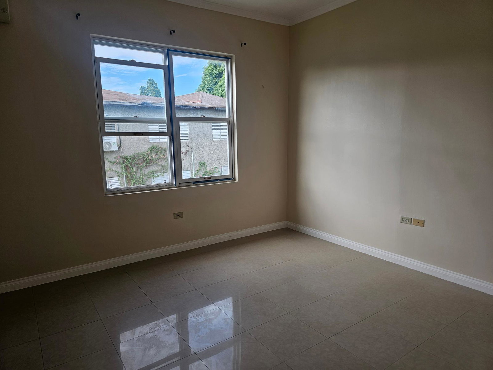 Tenth image of 20-96 1/2 Old Hope Road in Kingston 6, St. Andrew, Jamaica - property is For Rent