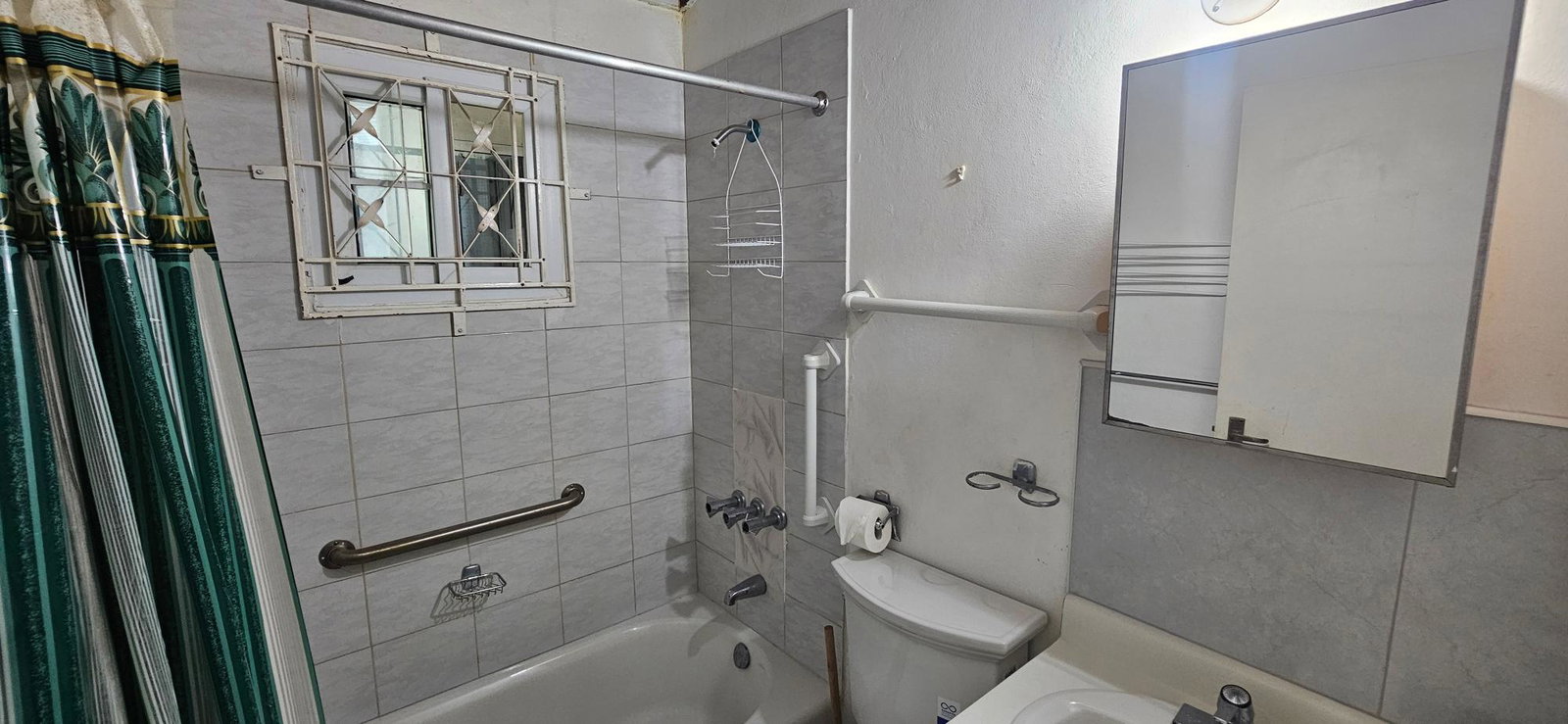 Twenty-Fourth image of 66 st Mary Country Club, st in Prospect, St. Mary, Jamaica - property is For Rent