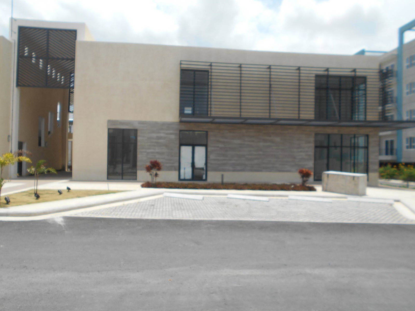 Eighth image of E101-25-27 New Brunswick Spanish Tow in Spanish Town, St. Catherine, Jamaica - property is For Rent