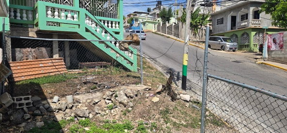 Sixteenth image of Rose Heights, st James in Rose Heights, St. James, Jamaica - property is For Sale