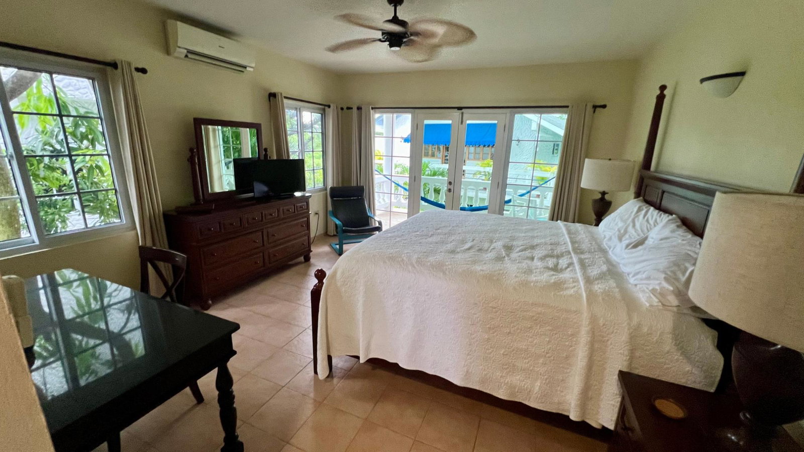 Sixth image of Norman Manley Boulevard in Negril, Westmoreland, Jamaica - property is For Sale