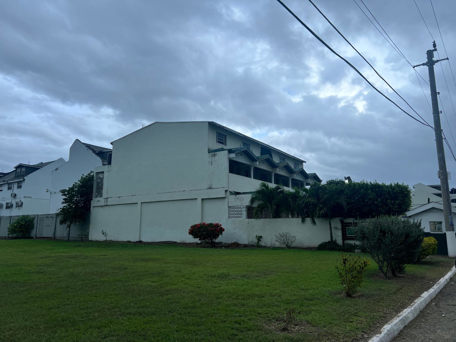 Fourth image of T/h#48-2a Washington Boulevard in Kingston 20, St. Andrew, Jamaica - property is For Rent