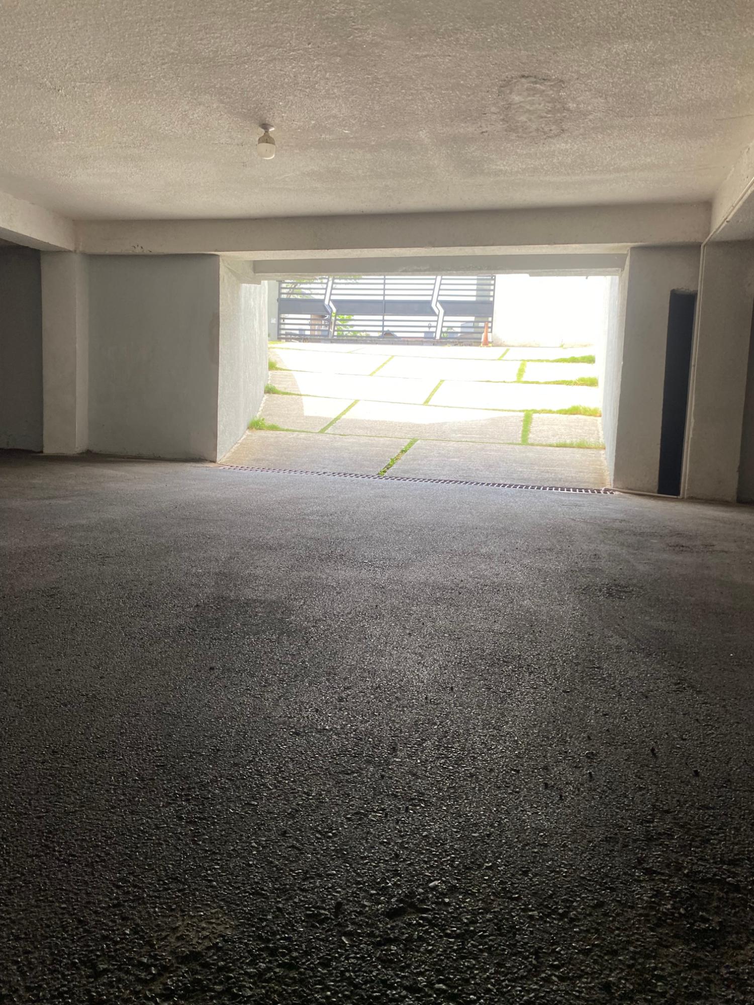 Eleventh image of 17 Kings Drive in Kingston 6, St. Andrew, Jamaica - property is For Rent