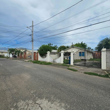 Eleventh image of 335 Bluequit Circle in Old Harbour, St. Catherine, Jamaica - property is For Sale